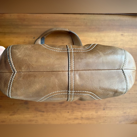 Vintage Coach 9544 Soho Leather Tote - Picture 11 of 11